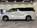 2018 Toyota Alphard Hybrid