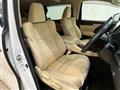 2018 Toyota Alphard Hybrid