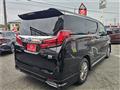 2018 Toyota Alphard Hybrid