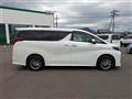 2018 Toyota Alphard Hybrid