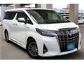 2018 Toyota Alphard Hybrid