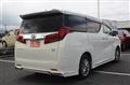2018 Toyota Alphard Hybrid