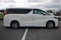 2018 Toyota Alphard Hybrid