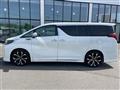 2018 Toyota Alphard Hybrid