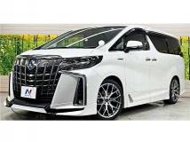 2018 Toyota Alphard Hybrid