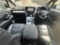 2018 Toyota Alphard Hybrid