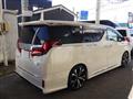 2018 Toyota Alphard Hybrid