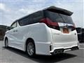 2017 Toyota Alphard Hybrid