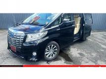 2017 Toyota Alphard Hybrid