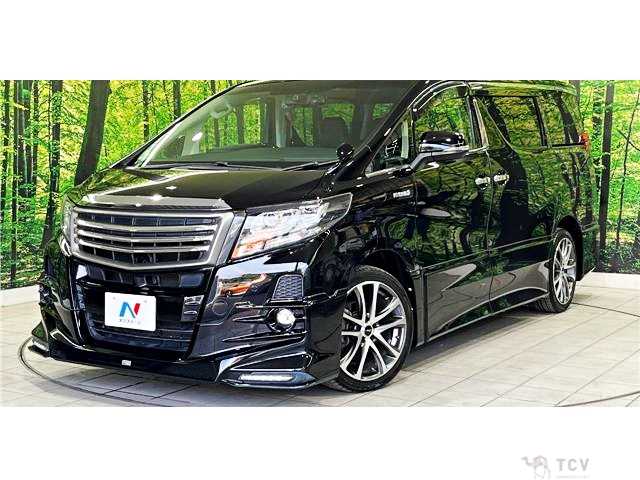 2017 Toyota Alphard Hybrid