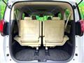 2017 Toyota Alphard Hybrid