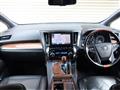 2017 Toyota Alphard Hybrid