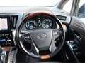 2017 Toyota Alphard Hybrid