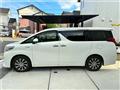 2017 Toyota Alphard Hybrid