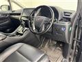 2017 Toyota Alphard Hybrid