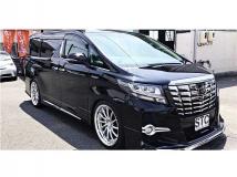2017 Toyota Alphard Hybrid