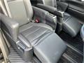 2017 Toyota Alphard Hybrid