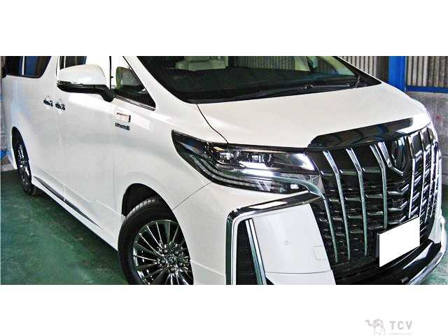 2017 Toyota Alphard Hybrid
