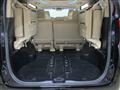 2020 Toyota Alphard Hybrid