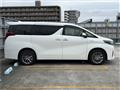 2020 Toyota Alphard Hybrid