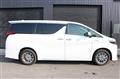 2020 Toyota Alphard Hybrid