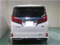 2020 Toyota Alphard Hybrid