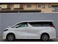 2020 Toyota Alphard Hybrid