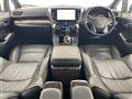 2020 Toyota Alphard Hybrid