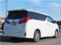 2020 Toyota Alphard Hybrid