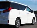 2020 Toyota Alphard Hybrid