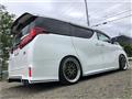 2020 Toyota Alphard Hybrid