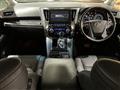 2019 Toyota Alphard Hybrid