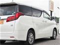 2019 Toyota Alphard Hybrid