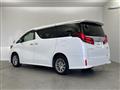 2019 Toyota Alphard Hybrid