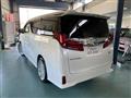 2019 Toyota Alphard Hybrid