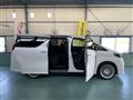 2019 Toyota Alphard Hybrid