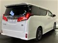 2019 Toyota Alphard Hybrid