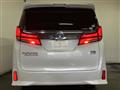 2019 Toyota Alphard Hybrid