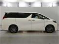 2019 Toyota Alphard Hybrid