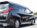 2019 Toyota Alphard Hybrid