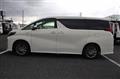 2019 Toyota Alphard Hybrid