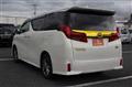 2019 Toyota Alphard Hybrid