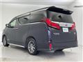 2019 Toyota Alphard Hybrid