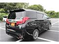 2021 Toyota Alphard Hybrid