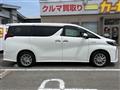 2021 Toyota Alphard Hybrid