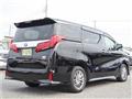 2021 Toyota Alphard Hybrid