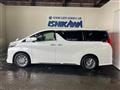2021 Toyota Alphard Hybrid