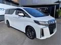 2022 Toyota Alphard Hybrid
