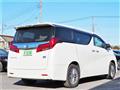 2022 Toyota Alphard Hybrid