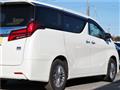 2022 Toyota Alphard Hybrid